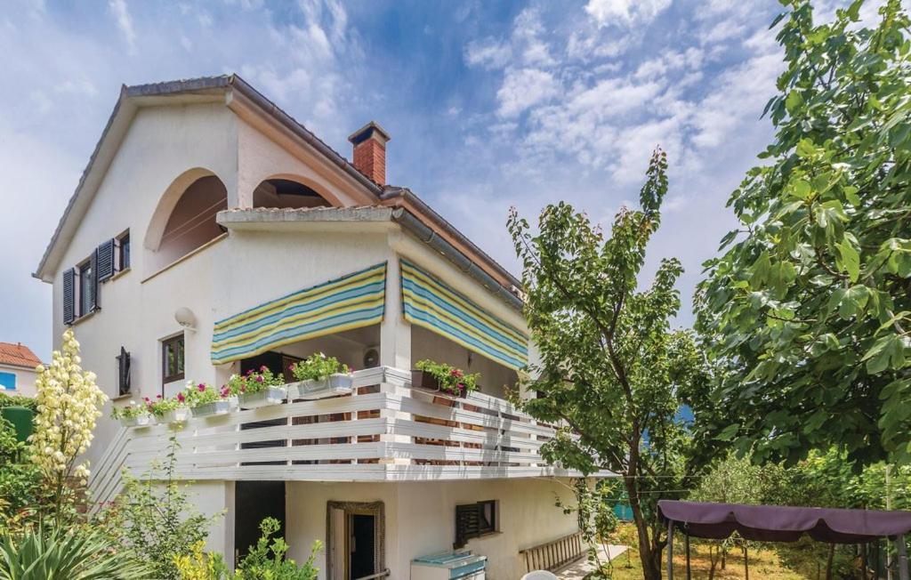 Apartments Vesna Пинезичи Экстерьер фото