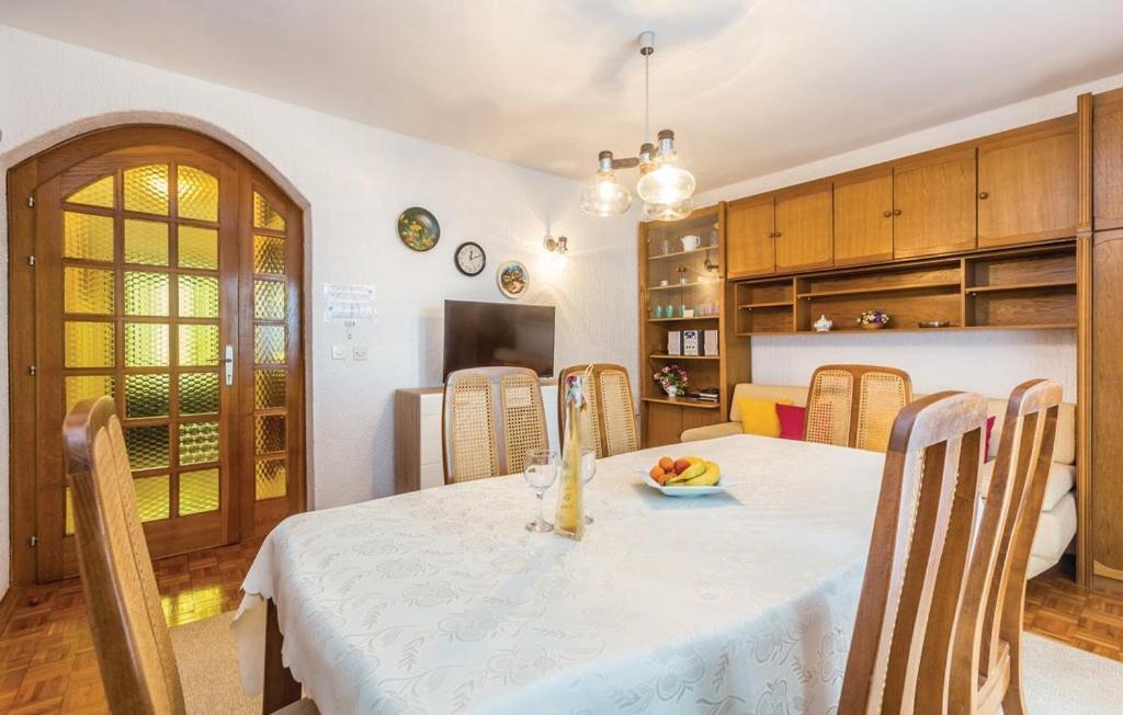 Apartments Vesna Пинезичи Экстерьер фото